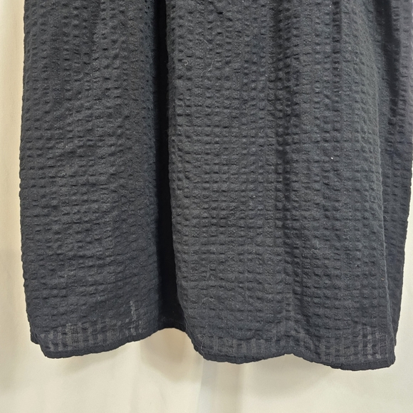 NWOT Old Navy Fit and Flare Puff Sleeve Seersucker All Say Mini Dress in Black - - Picture 5 of 7